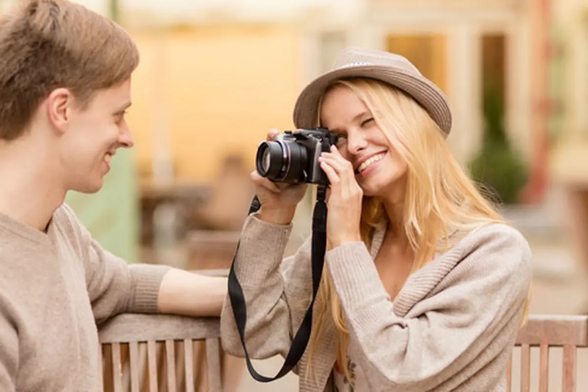 (C) shutterstock