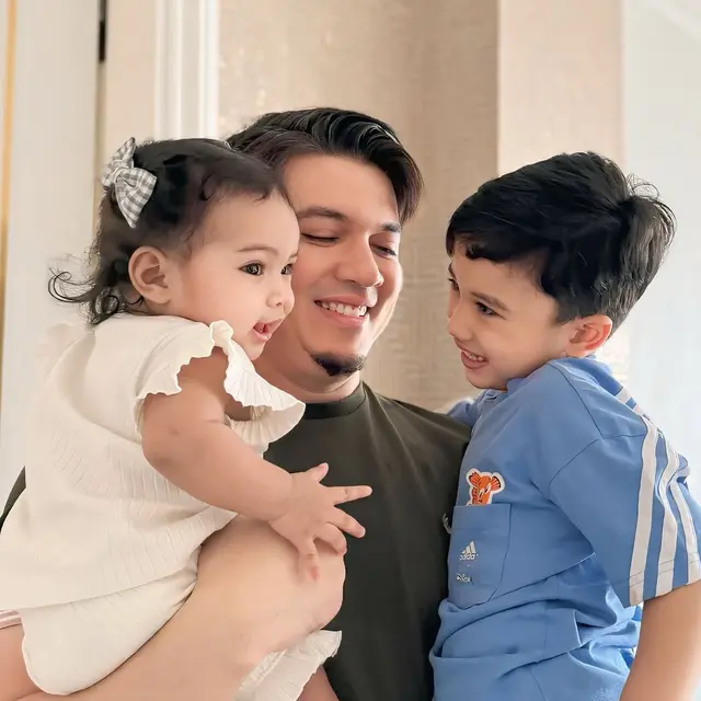 Humaira Anak Angkat Zaskia Sungkar
