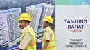 Pekerja melintas di depan papan iklan saat peresmian pembangunan proyek rumah susun dengan konsep TOD di Jakarta, Selasa (15/8). Pembangunan ini merupakan salah satu upaya pemerintah mengurangi angka backlog. (Liputan6.com/Yoppy Renato)