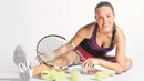 Petra Uberalova menekuni tenis sejak usia 6 tahun. Selain itu, Petra juga punya hobi musik dan sepak bola. (Bola.com/Facebook/Petra Uberalova)