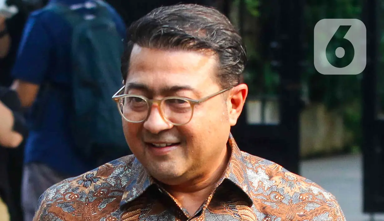 <p>Teuku Riefky Harsya atau yang akrab disapa Riefky, adalah seorang politikus Indonesia. Ia merupakan salah satu politikus senior Partai Demokrat yang sudah duduk di kursi DPR-RI selama empat periode berturut-turut sejak 2005. (Liputan6.com/Herman Zakharia)</p>