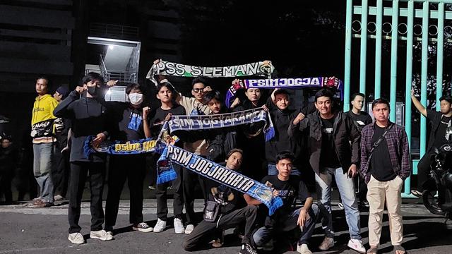 Suporter PSIM Yogyakarta, PSS Sleman