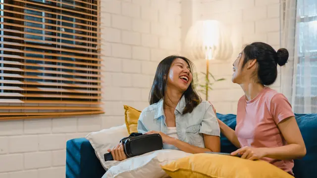 Ilustrasi social butterfly