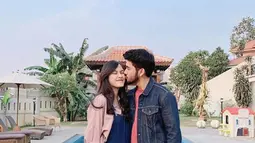 Di Instagram, Annisa dan Annov juga kerap membagikan momen kebersamaan mereka. (Liputan6.com/IG/@annissanns)