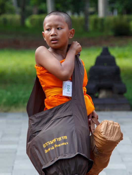 <p>Melalui Pabbajja Samanera diharapkan bisa turut serta dalam upaya melestarikan dan mempromosikan Candi Borobudur sebagai Warisan Budaya Dunia dan Destinasi Pariwisata Super Prioritas. (DEVI RAHMAN/AFP)</p>