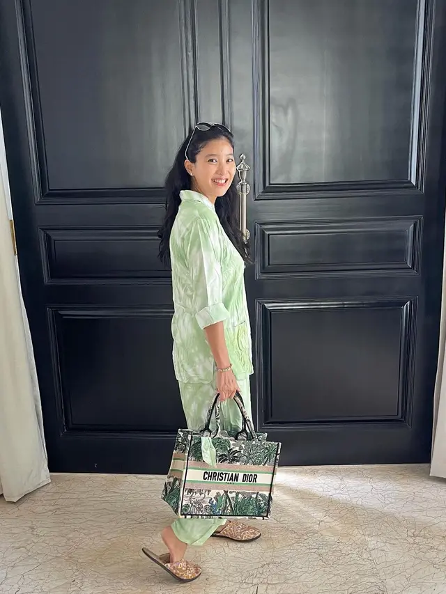 Lepas Masa Lajang di Usia 39 Tahun, Ini 6 Potret Terbaru Olivia Zalianty. (Sumber: Instagram/oliviazallianty)
