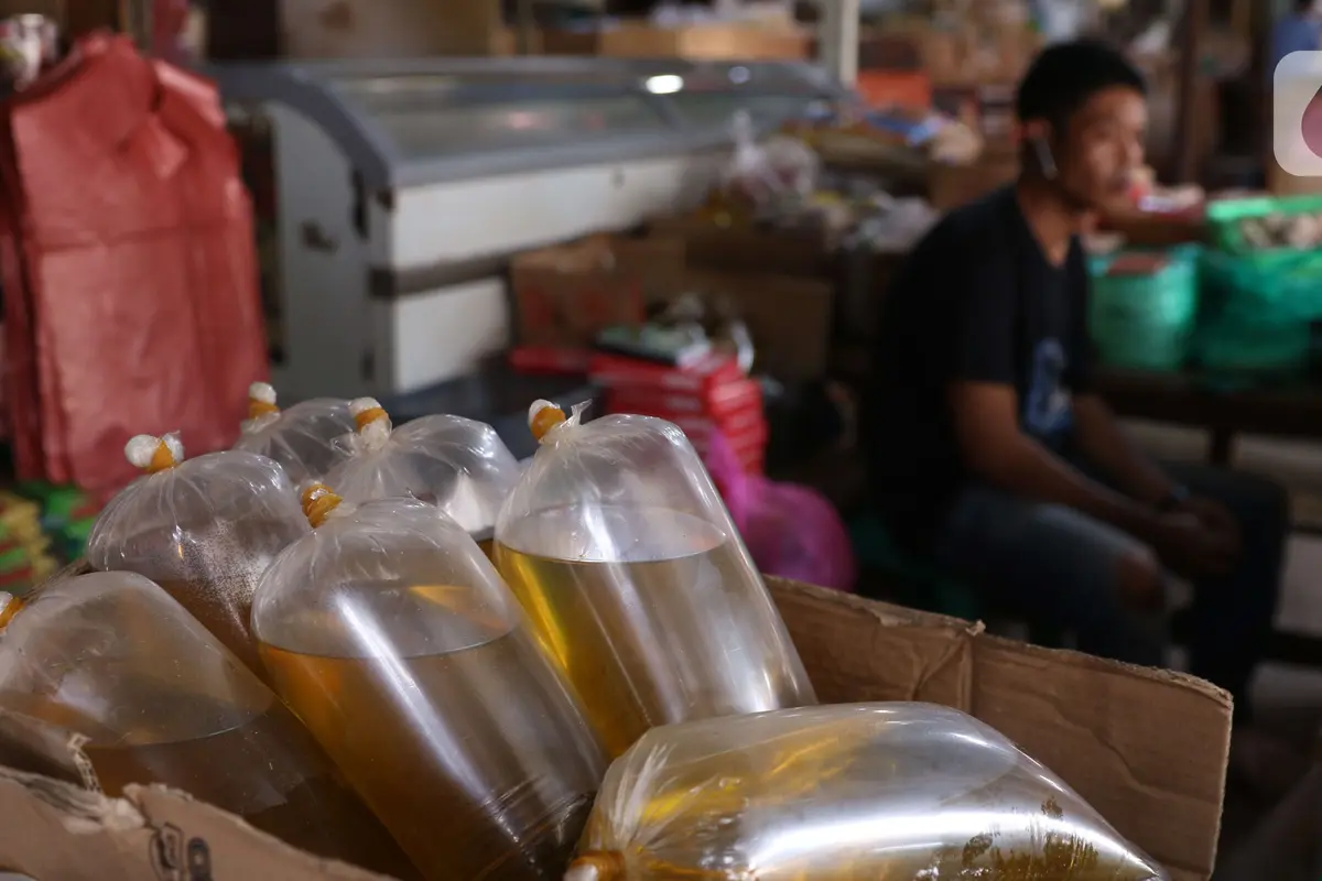 Tahun Depan, Minyak Curah Dilarang Dijual di Pasar