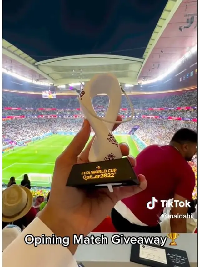 6 Potret Isi Opening Match Giveaway di Piala Dunia 2022 Qatar, Bikin Iri Warganet