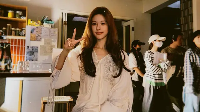 Film Zhao Lusi