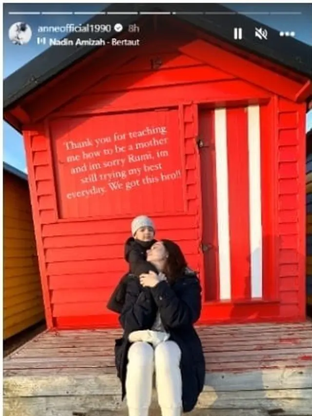 Putri Anne dan Rumi Anaknya