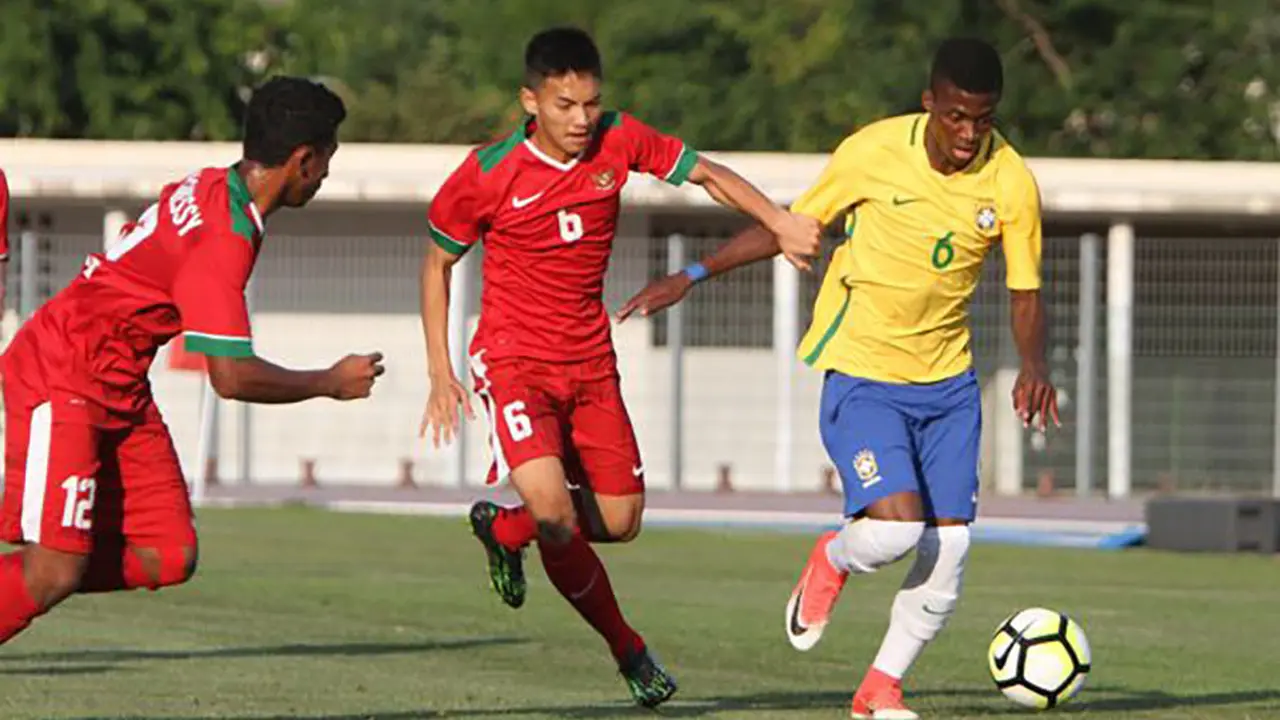 Duel Timnas Indonesia U-19 Vs Brasi U-120 di penyisihan Grup C Turnamen Toulon 2017, Kamis (1/6/2017). 