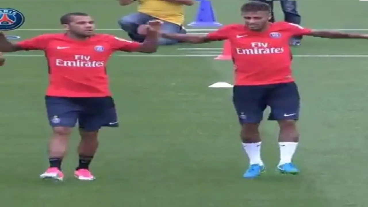 Latihan Perdana Neymar Jr di PSG