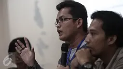 Direktur LBH Jakarta, Algifarri Aqsa juga ikut memberi keterangan pers di Jakarta, (12/5). Sejumlah Organisasi seperti Kontras, Elsam, dll, mencatat terdapat 41 kali diabaikannya hak sipil atas hak berkumpul dan berpendapat. (Liputan6.com/Faizal Fanani)