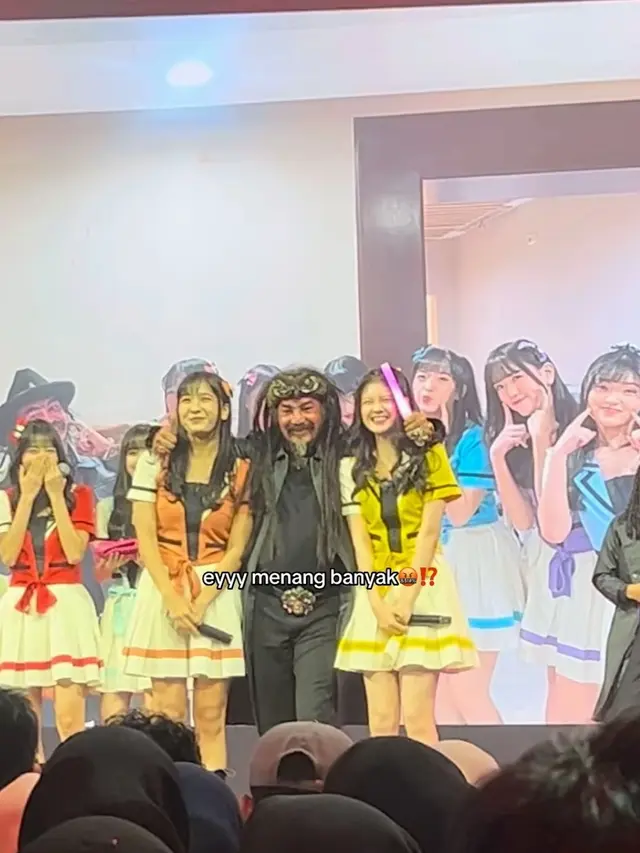 Limbad dan Kesya Nonton JKT48
