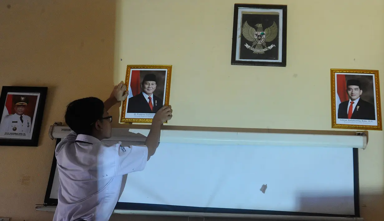 Keduanya dilantik dalam Sidang Paripurna Majelis Permusyawaratan Rakyat (MPR) dalam rangka Pelantikan Presiden dan Wakil Presiden periode 2024-2029. (merdeka.com/Arie Basuki)