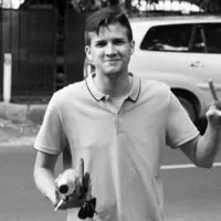 Stuart Collin masih mengalami kesulitan untuk bertemu anaknya, Arkana Rafif Bissari. Dikarenakan Risty Tagor menolak nafkah yang diberikan Stuart untuk sang anak. Stuart membuatkan rekening pribadi untuk anaknya.