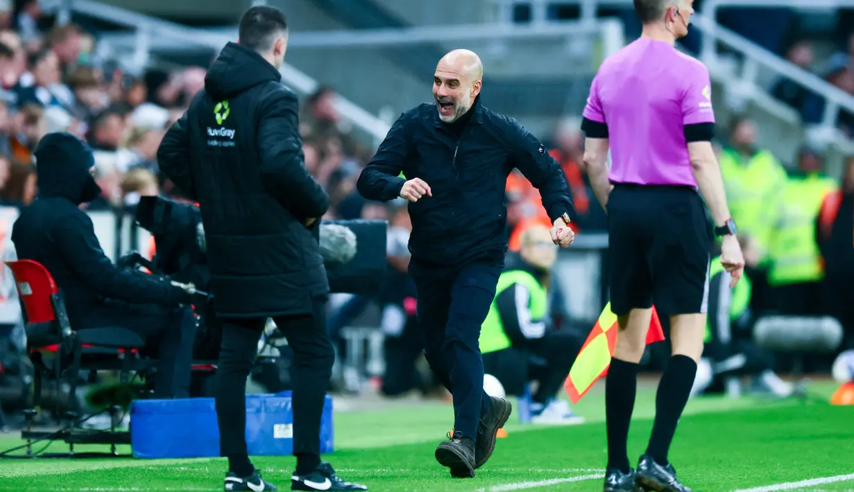 Pelatih asal Spanyol itu bahkan melontarkan pujian setinggi langit dengan menyebut performa anak asuhnya kali ini sebagai salah satu yang paling berkesan sepanjang masa kepemimpinannya di City.  (AFP/Paul Currie)