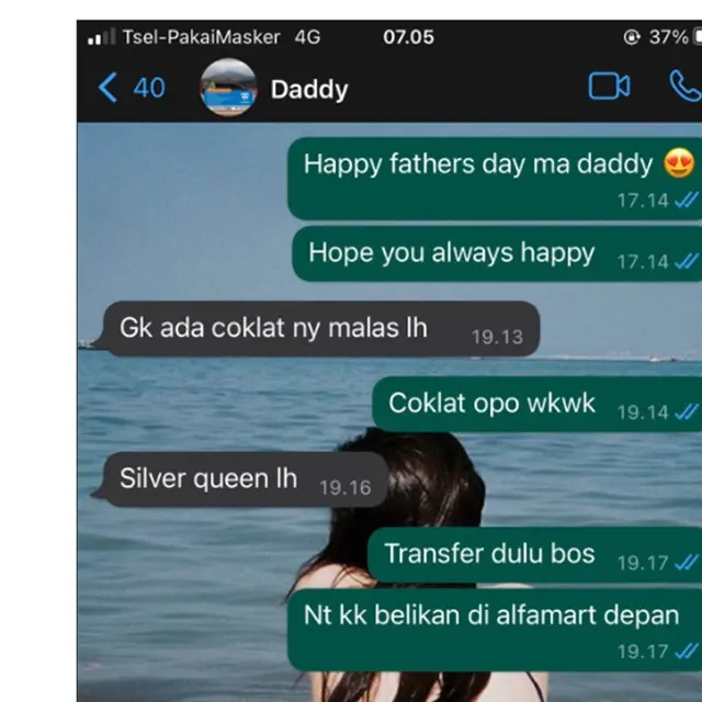 6 Chat Balasan Ayah dapat Ucapan 'Selamat Hari Ayah' Ini Bikin Senyum Tipis