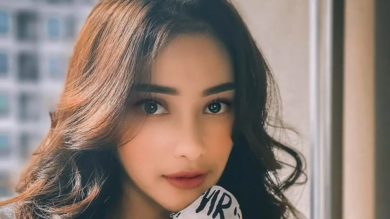 Sosok Devina Kirana
