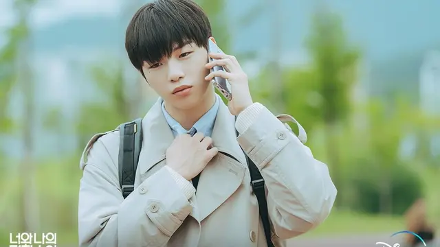 Kang Daniel Berseragam Polisi