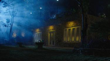 Salah satu adegan film Surat Dari Kematian. (Foto: Instagram hestu_saputra)