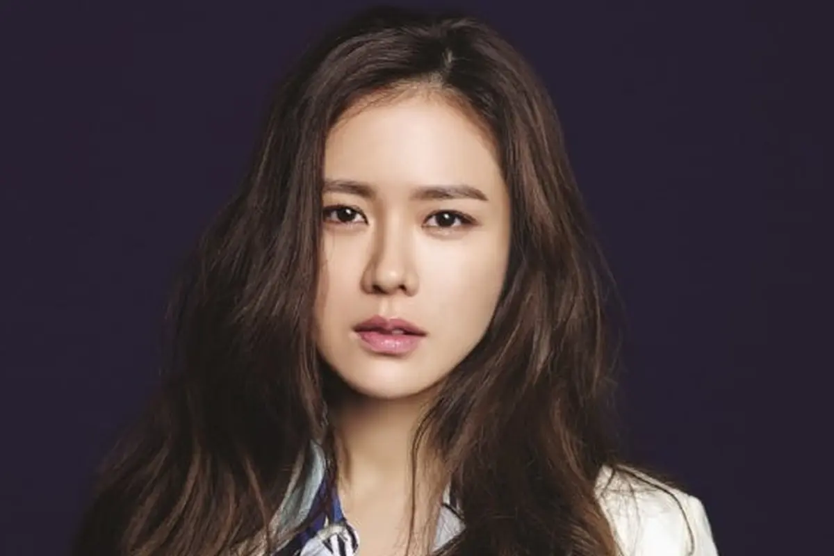 [Bintang] Meskipun Jarang Main Drama, 8 Artis Korea Ini Sukses di Layar Lebar