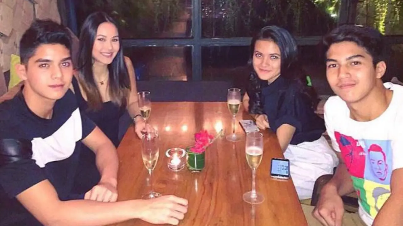 Al Ghazali, Alyssa Daguise, El Rumi dan Marsha Aruan