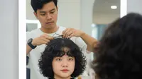 7 Model Rambut Pendek Ikal untuk Wanita Gemuk, Tampil Rapi, Fresh, &amp; Lebih Ramping