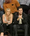 Hakim Los Angeles telah memutuskan perceraian antara Hilary Duff dan mantan pemain NHL, Mike Comrie. Putusan yang pertama kali dilaporkan oleh situs TMZ pada Selasa, diselesaikan pada hari Kamis. (AFP/Bintang.com)