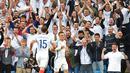 Striker Inggris, Jamie Vardy, merayakan gol yang dicetaknya ke gawang Turki. Duet Kane-Vardy diprediksi akan menjadi andalan bagi Roy Hodgson pada ajang Piala Eropa mendatang. (AFP/Paul Ellis)