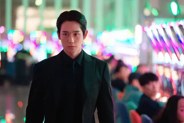 1. Jang Tae Ha (Jung Hae In)