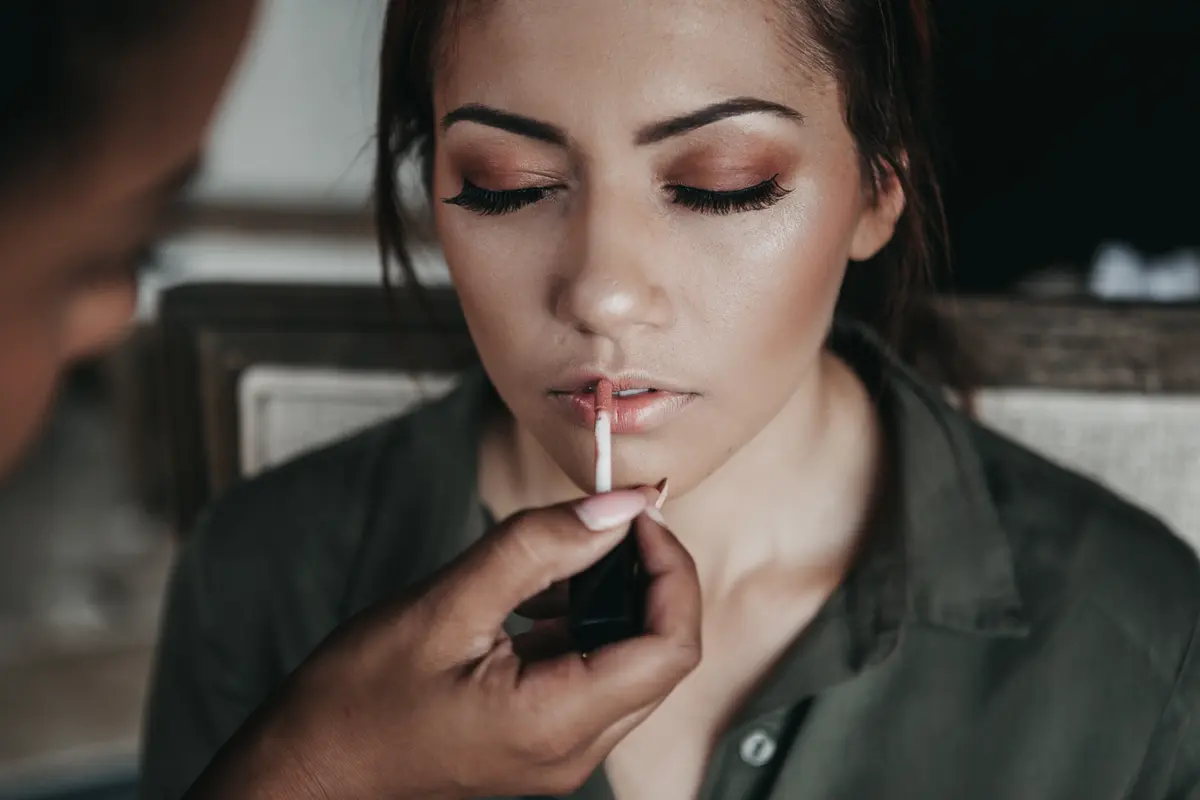 [Fimela] Makeup
