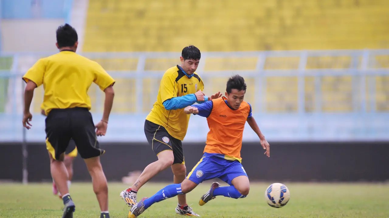 Arema Cronus