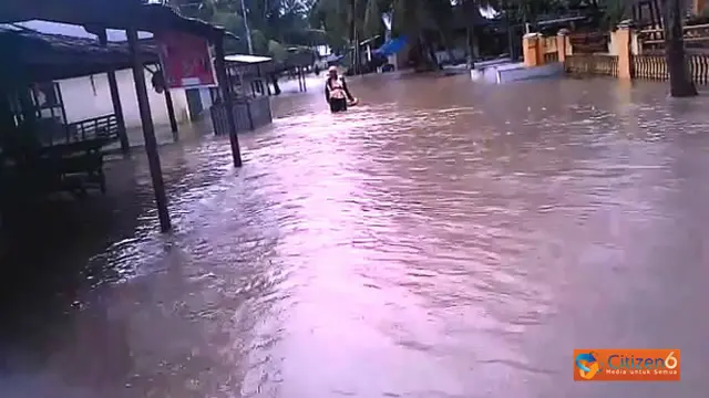 Banjir Bandang Terjang Kampung Gelapung Ulakan