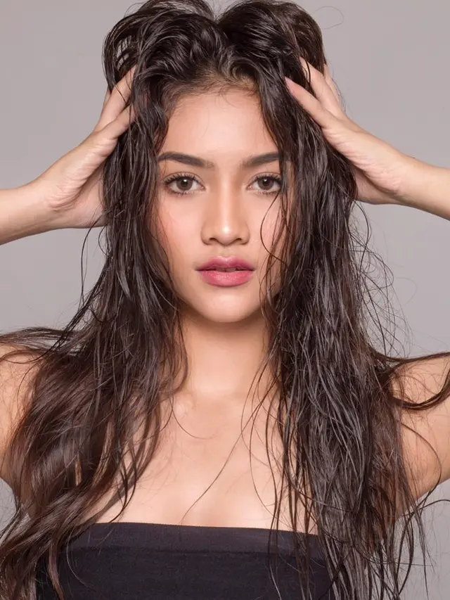Sarah Tuffahati (sumber: instagram/sarahtuff_)