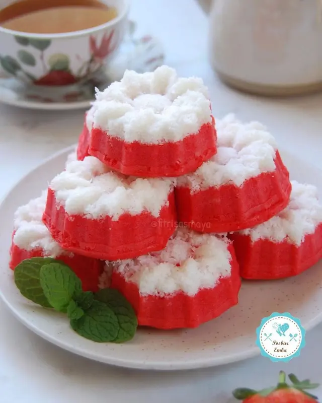 9. Putu Ayu Merah Putih
