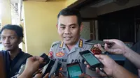 Kabid Humas Polda Jawa Tengah, Kombes Pol Agus Triatmaja saat ditemui wartawan di Mapolresta Solo, Sabtu (25/5).(Liputan6.com/Fajar Abrori)