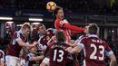 Liverpool menjadikan Virgil van Dijk sebagai bek termahal di dunia setelah sepakat menebusnya dengan banderol 75 juta pounds (Rp 1,36 triliun). (AFP/Oli Scarff)