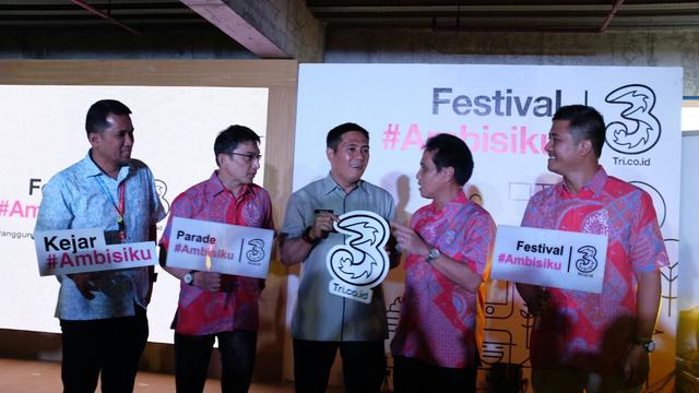 Tri Hutchison menggelar kampanye di tiga kota besar Indonesia bertajuk Ambisiku. Liputan6.com/Iskandar