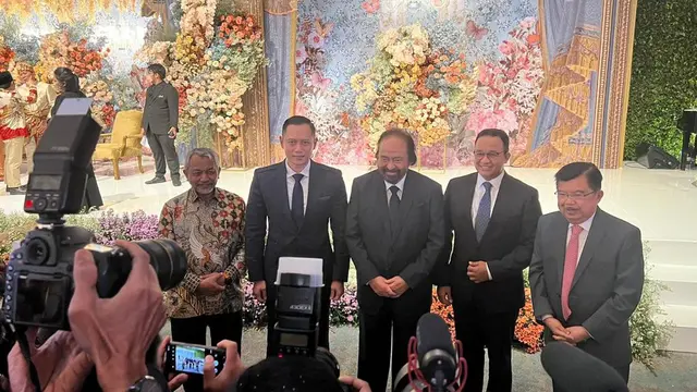 Anies, Surya Paloh, AHY dan Presiden PKS bertemu di pernikahan anak Politikus Nasdem. Apa yang dibahas ?