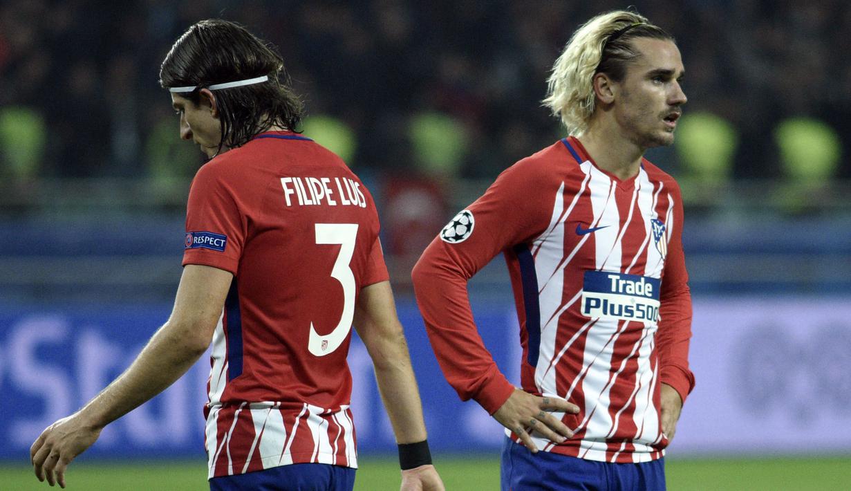 Atletico Madrid tersingkir dari Liga Champions 2017/2018 dan harus turun kasta ke Liga Europa. Beruntungnya, Mereka mampu menjuarai Liga Malam Jumat tersebut dan nyaris meraih double winners di musim tersebut, usai menjadi runner up di Liga Spanyol. (AFP/Tofik Babayev)