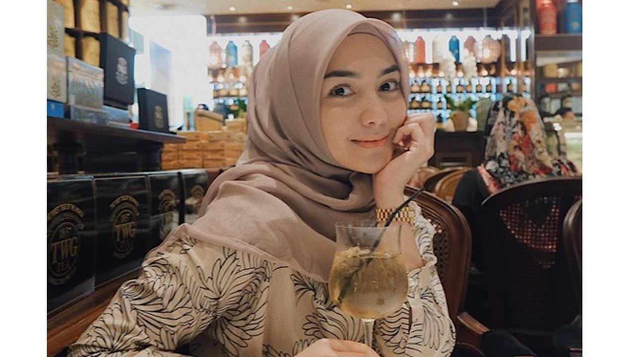 Mantap Berhijab, Ini 7 Potret Penampilan Terbaru Citra Kirana