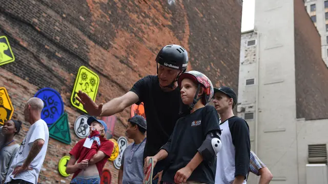 Skateboard-Tony Hawk