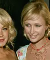 Lindsay Lohan sepertinya tak menyukai sikap Paris Hilton yang kembali menghinanya meski hubungan keduanya sudah tak baik sejak lama. (Cosmopolitan)