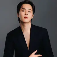 Intip gelang ratusan juta yang dikenakan Jimin BTS (instagram/tiffanyandco)