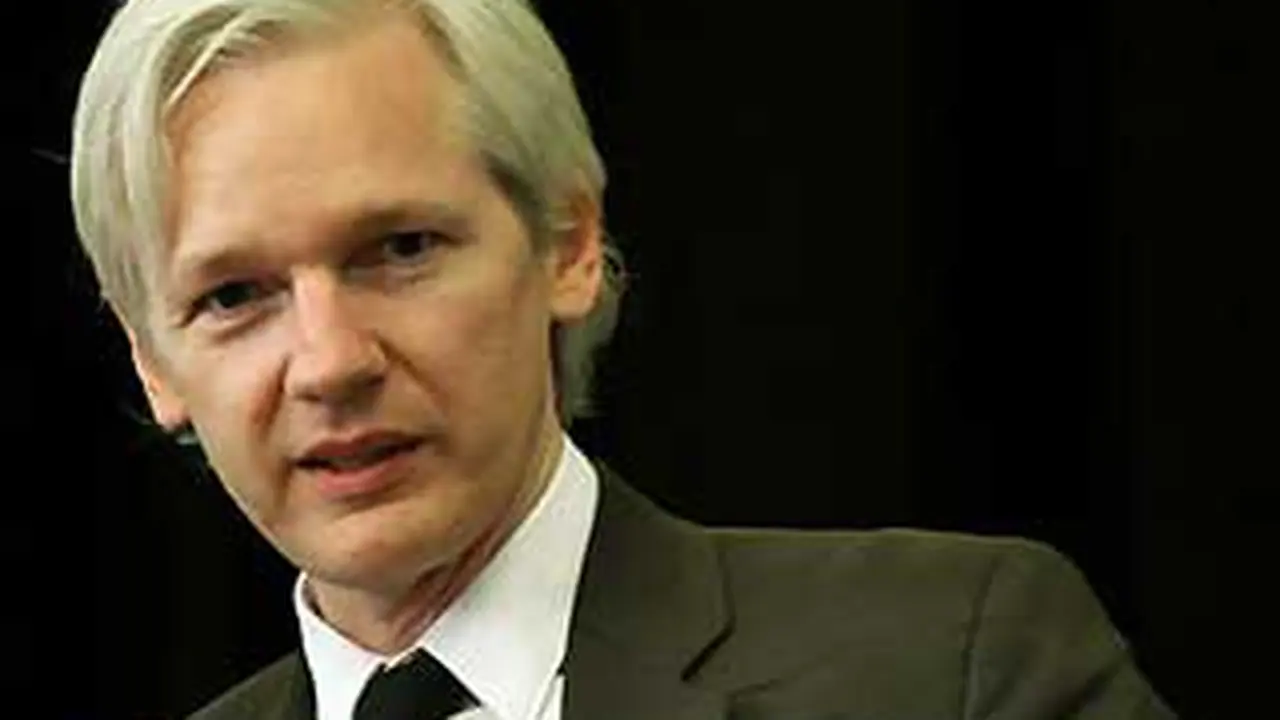 120824bjulian-assange.jpg