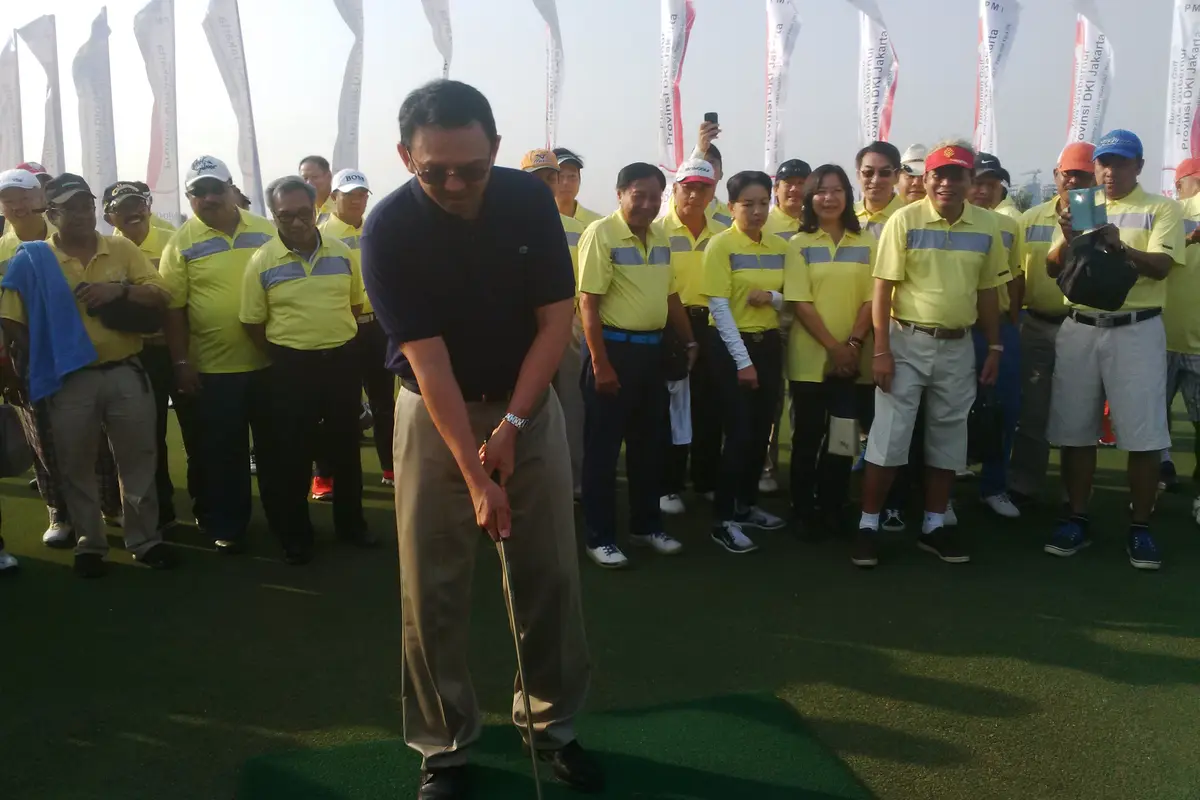 20151114-golf-jakarta-ahok