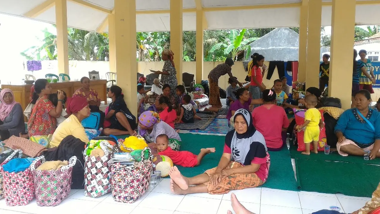 Ilustrasi – Pengungsian banjir di Desa Mulyasari Kecamatan Majenang, Cilacap, 2017. (Foto: Liputan6.com/Muhamad Ridlo)