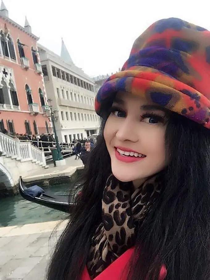 6 Potret Cynthiara Alona, Model Sekaligus Mantan Lutfi Agizal di Take Me Out