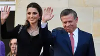 Raja Abdullah dan Rania Al-Abdullah (AP Photo)